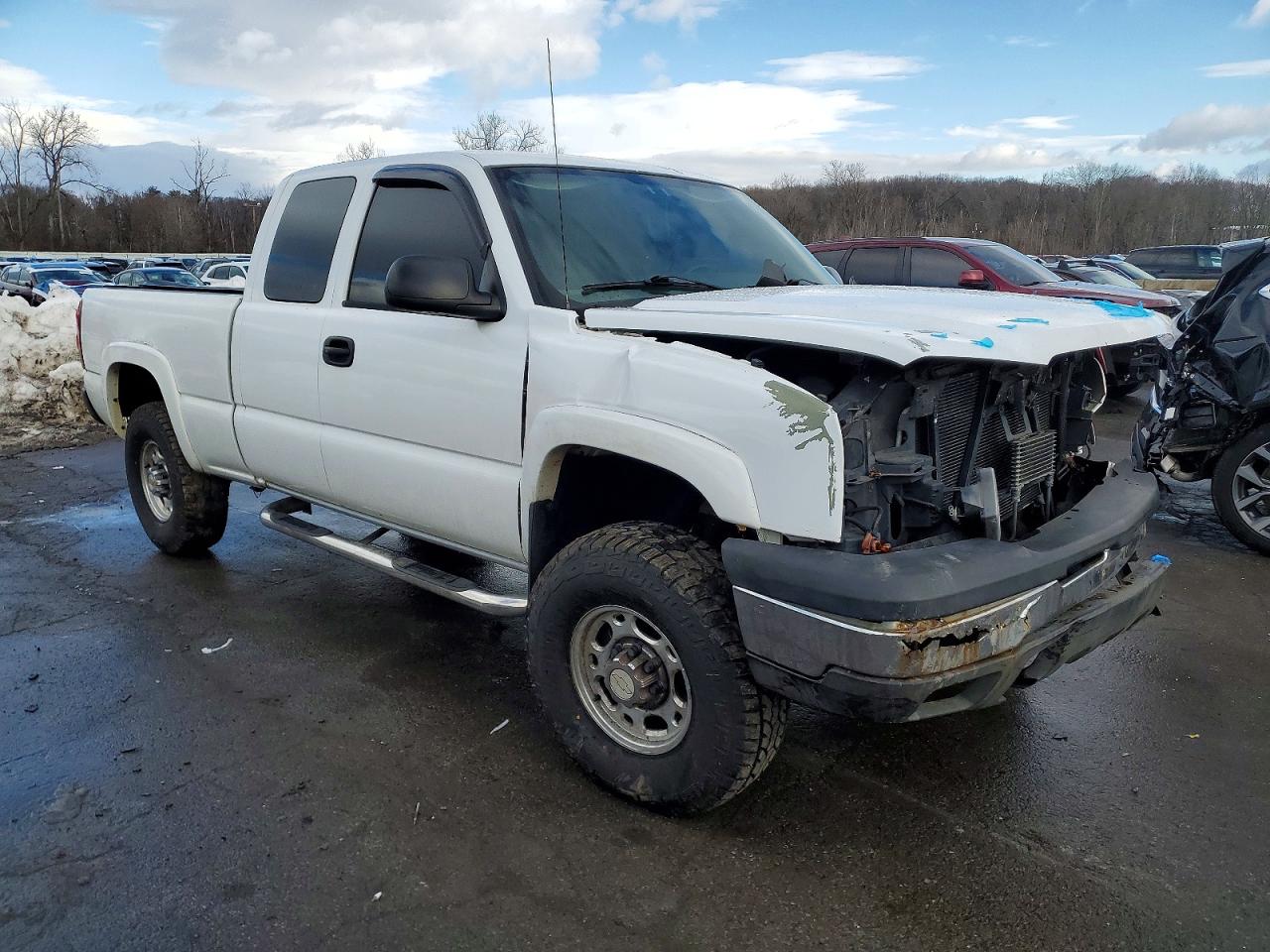 2004 CHEVROLET SILVERADO K2500 photo 4