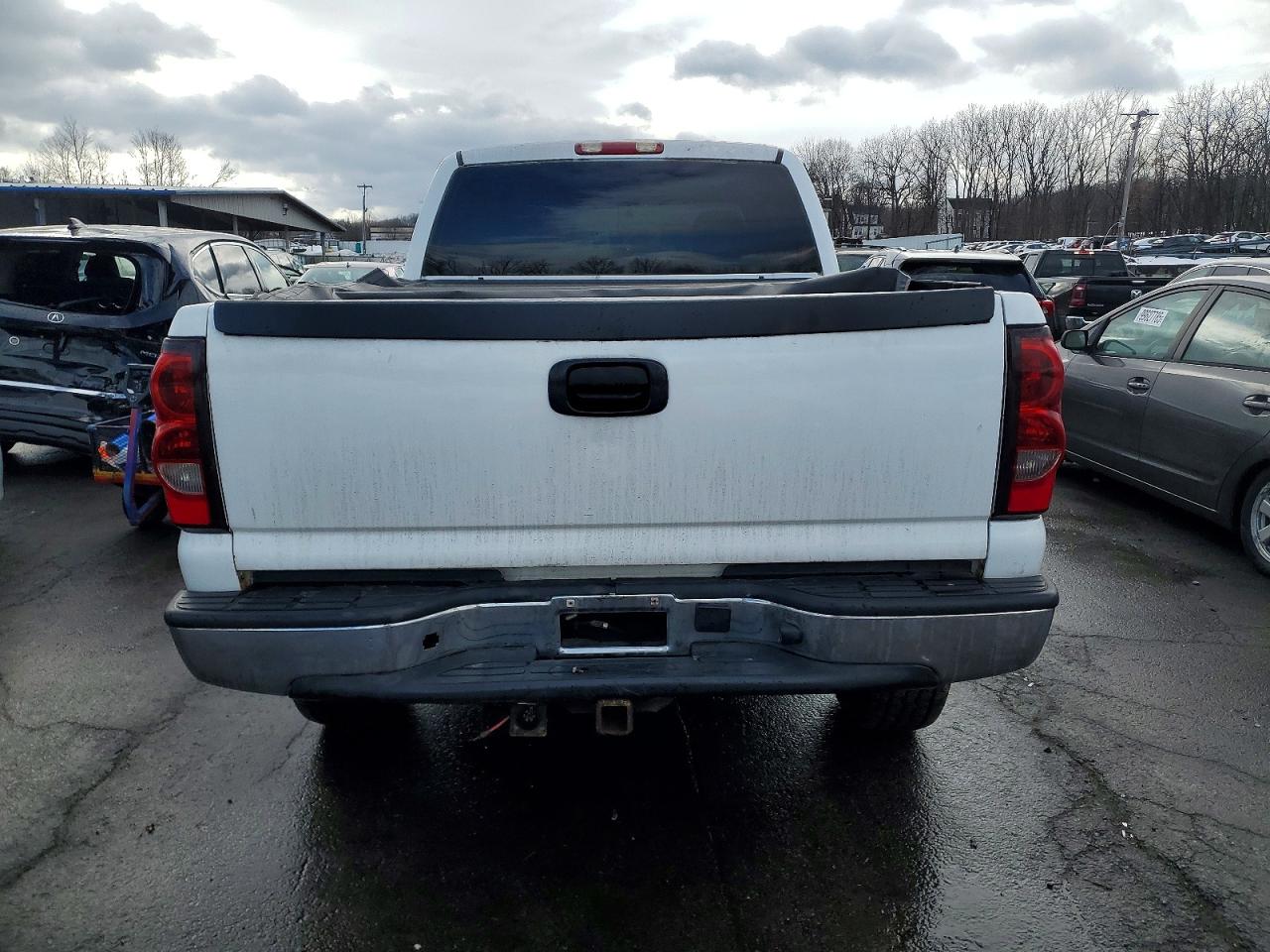 2004 CHEVROLET SILVERADO K2500 photo 6
