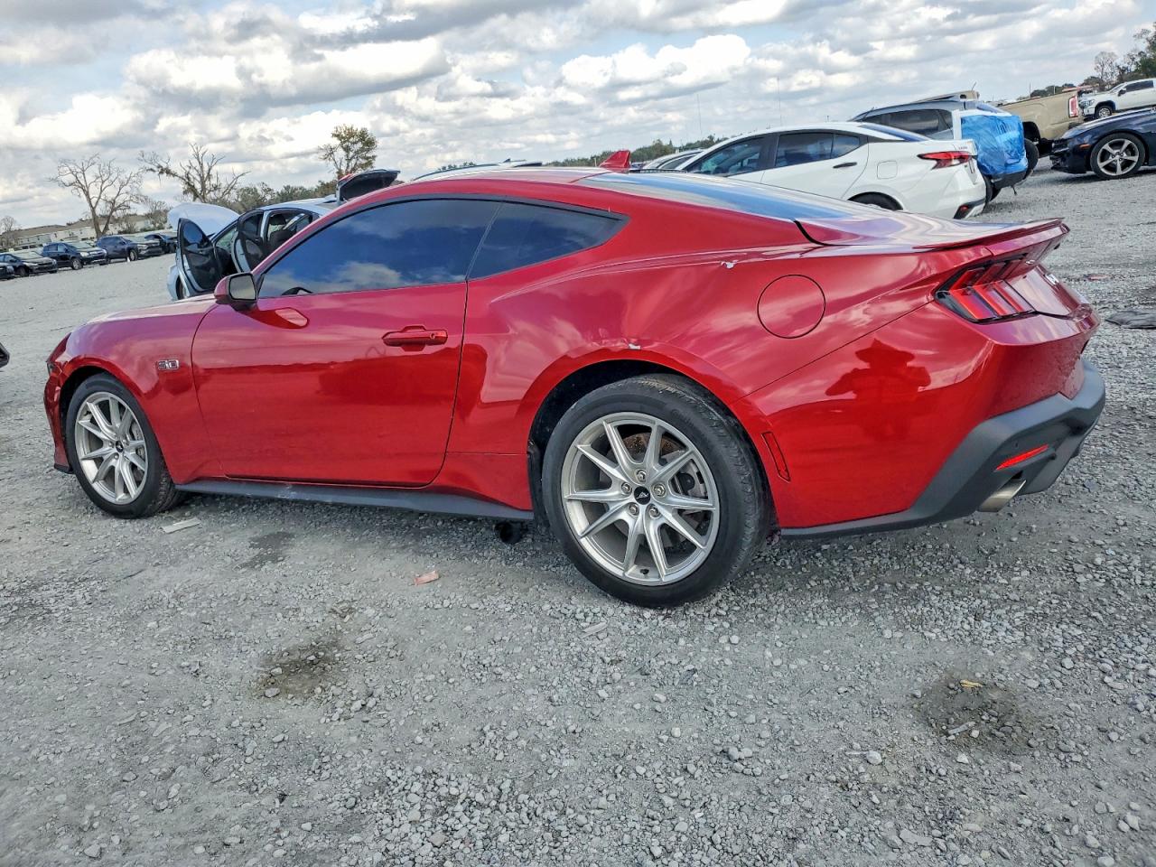 2024 FORD MUSTANG GT photo 2