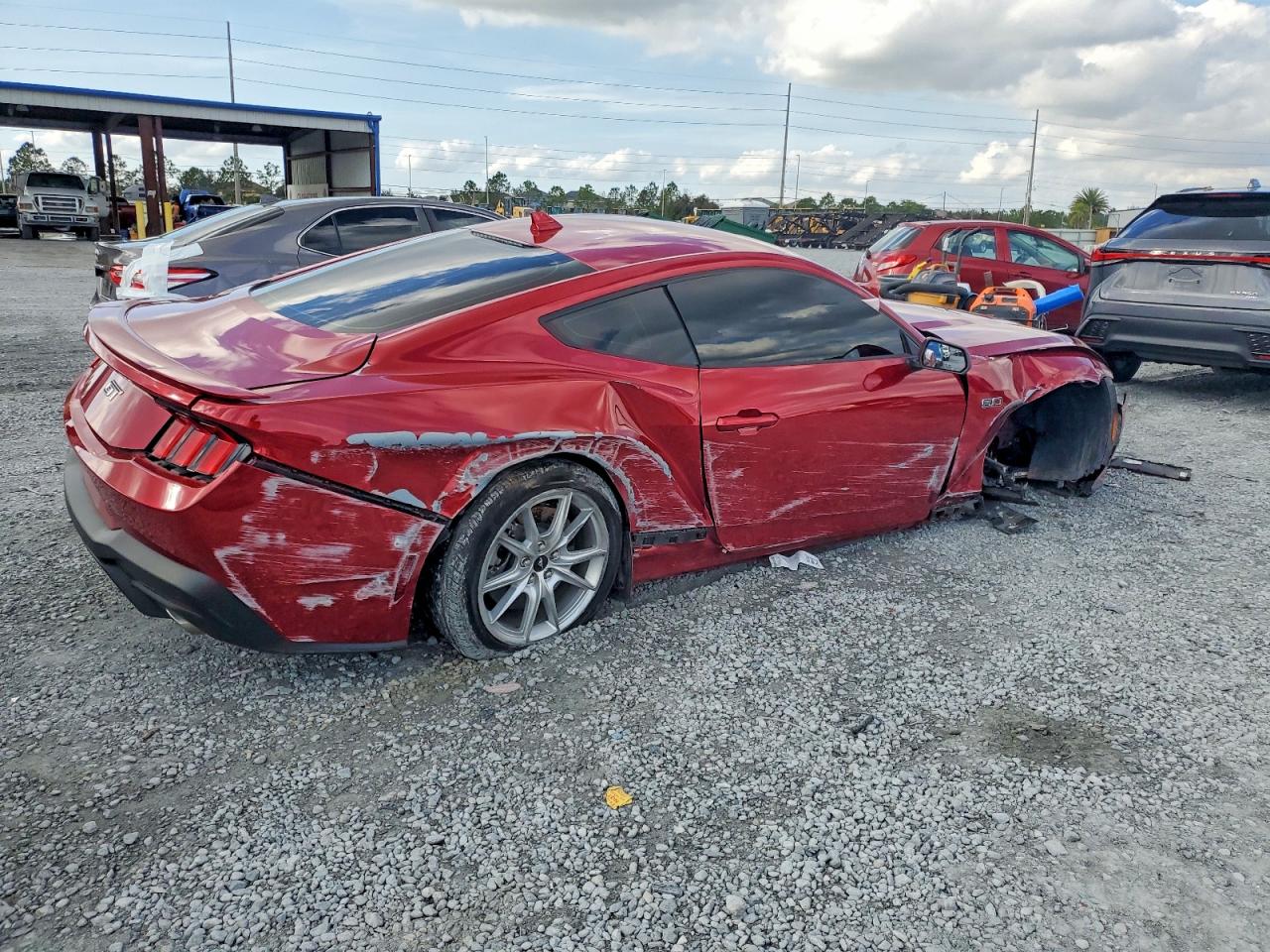 2024 FORD MUSTANG GT photo 3