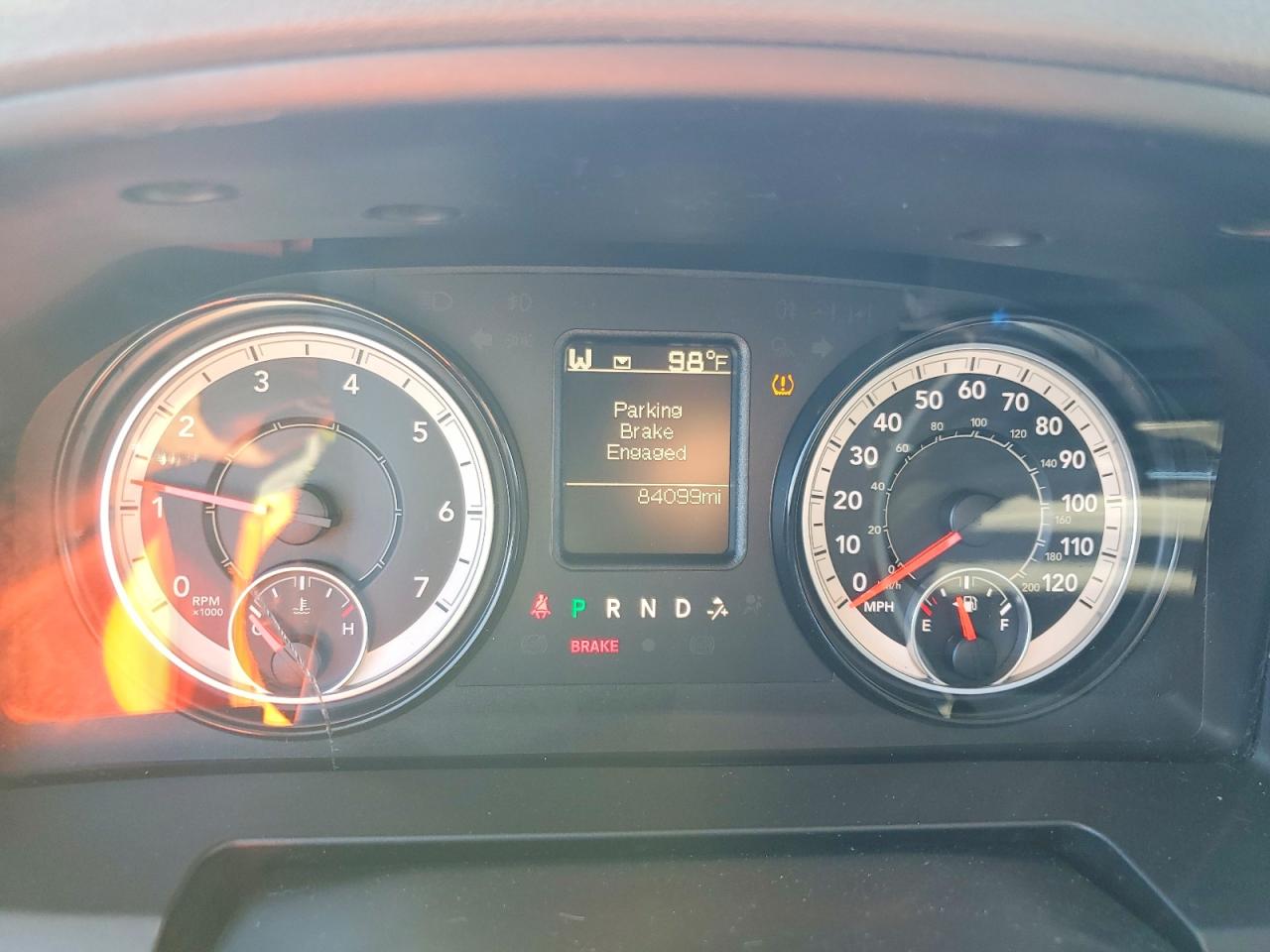 2017 RAM 1500 ST photo 9
