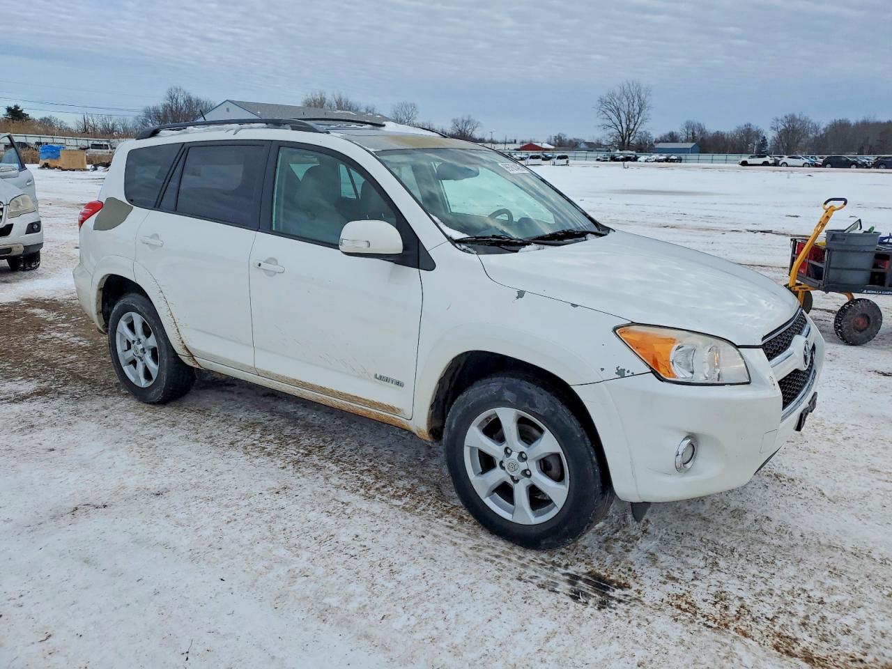 2011 TOYOTA RAV4 LIMITED photo 7