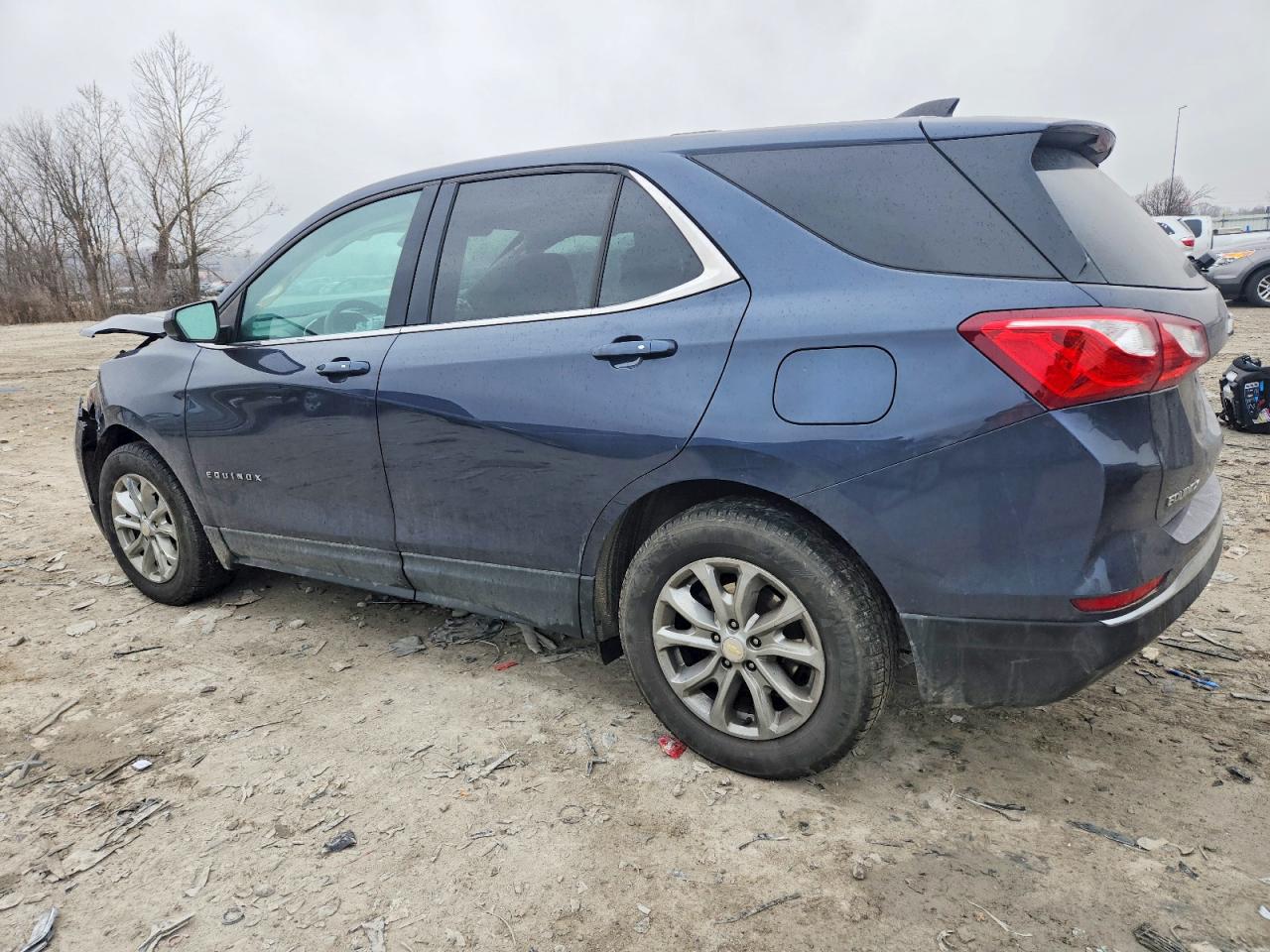 2019 CHEVROLET EQUINOX LT photo 2