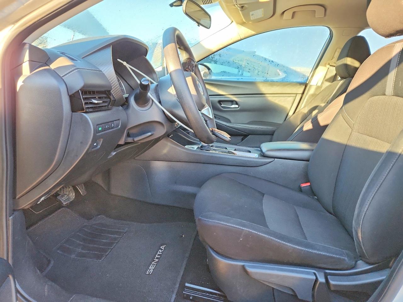 2023 NISSAN SENTRA SV photo 13