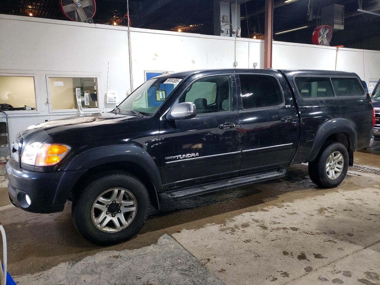 2004 TOYOTA TUNDRA