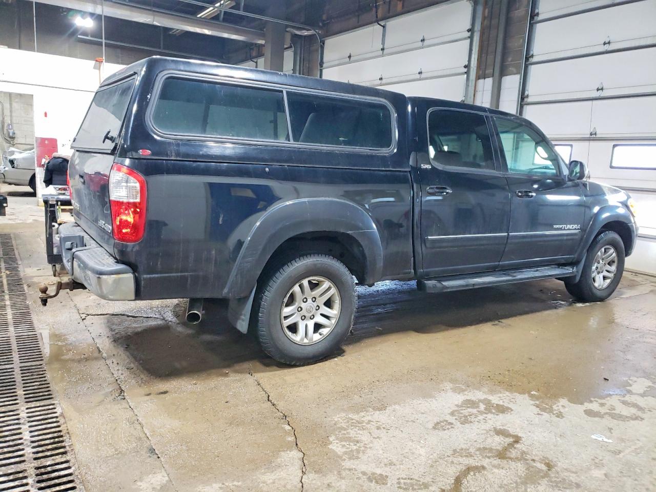 2004 TOYOTA TUNDRA DOUBLE CAB SR5 photo 3