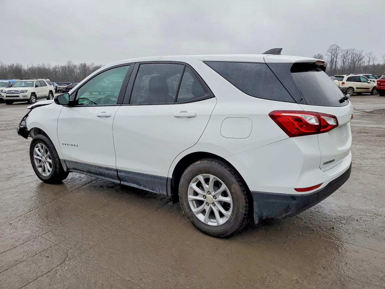 2020 CHEVROLET EQUINOX LS photo 2
