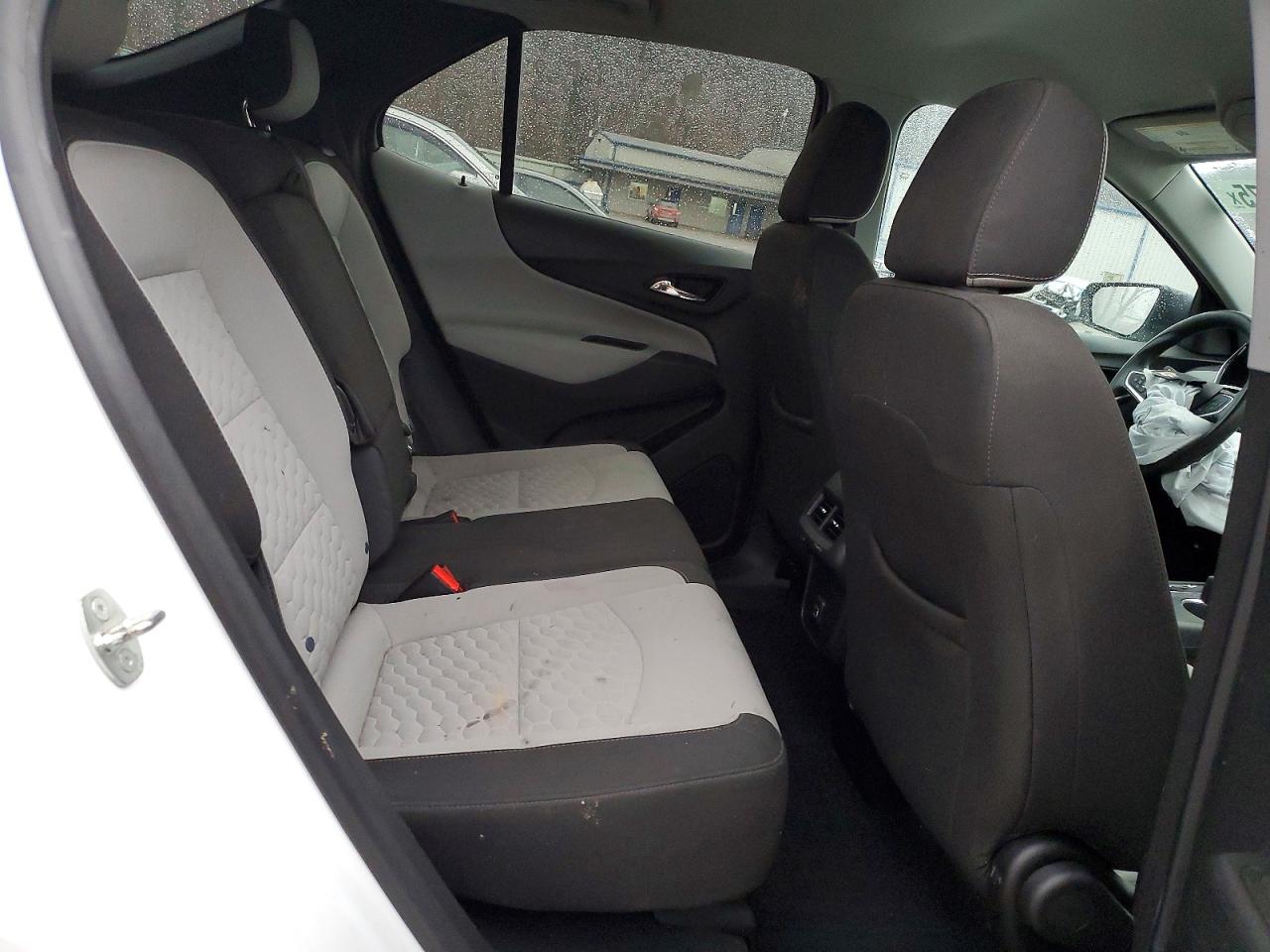 2020 CHEVROLET EQUINOX LS photo 11