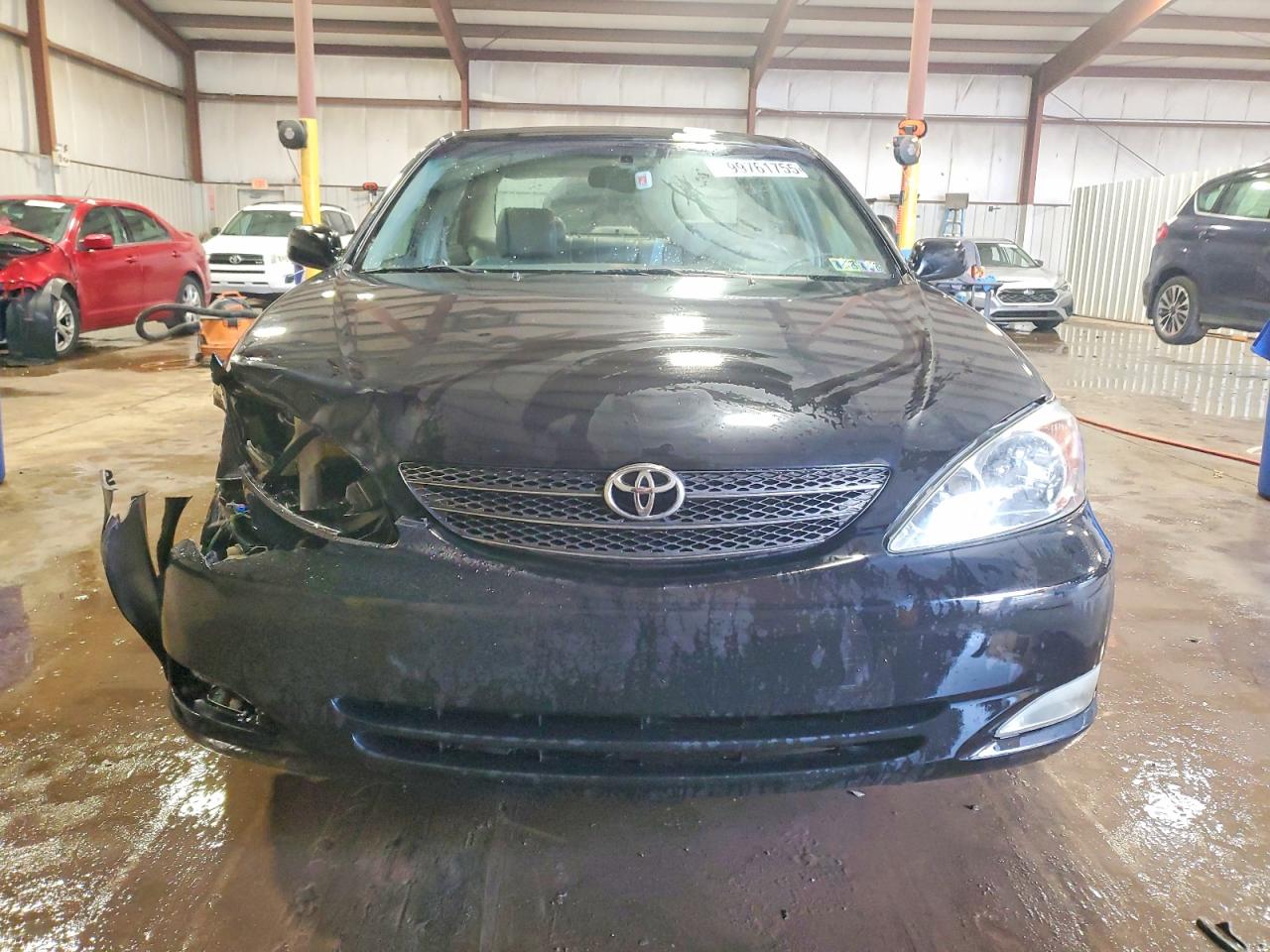 2004 TOYOTA CAMRY LE photo 5