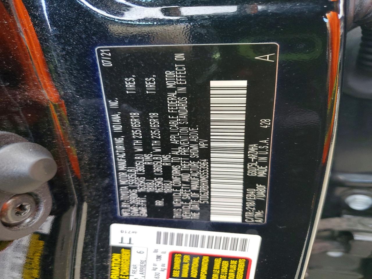 2021 TOYOTA HIGHLANDER XLE photo 27