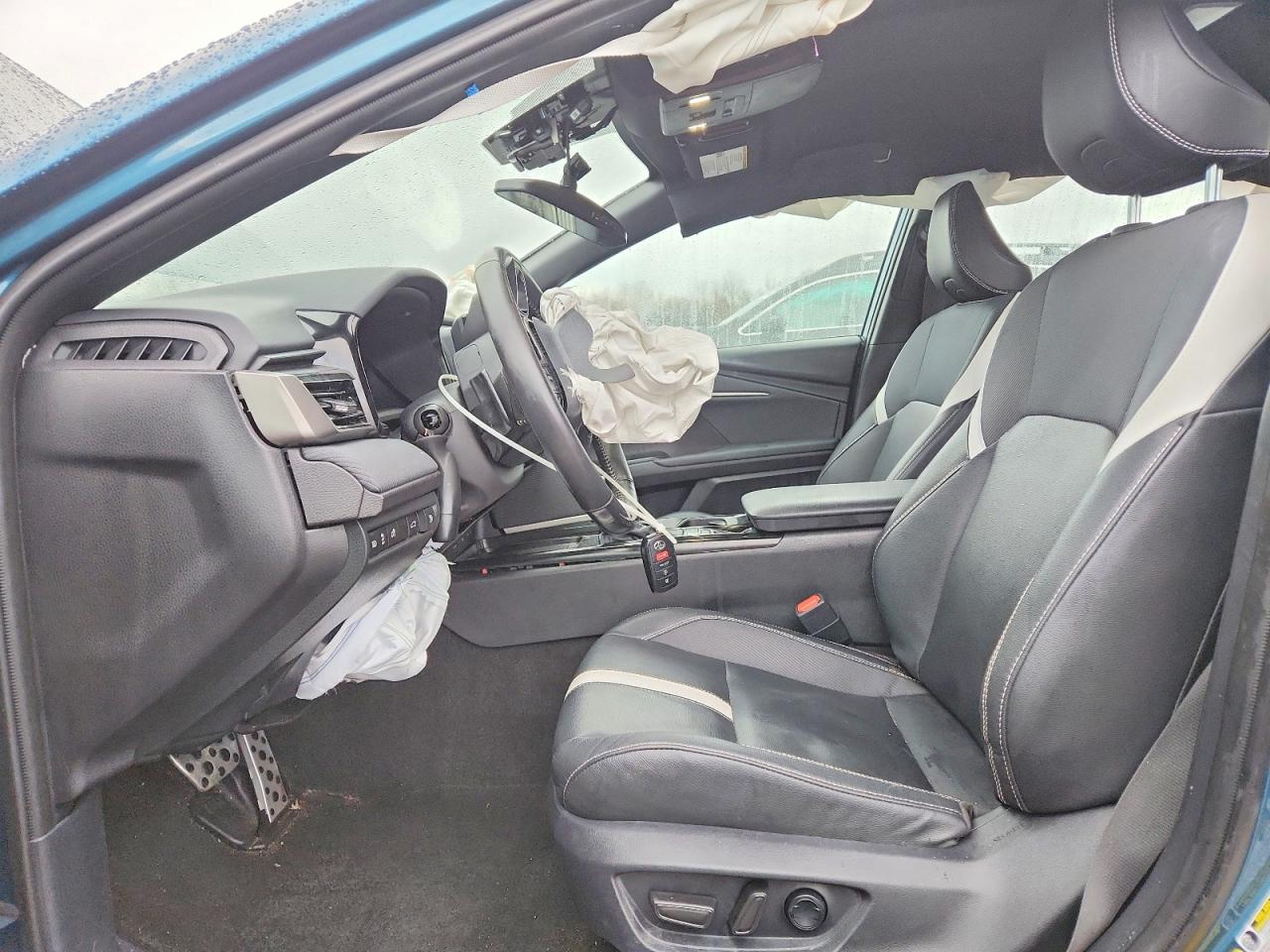 2025 TOYOTA CAMRY XSE photo 7