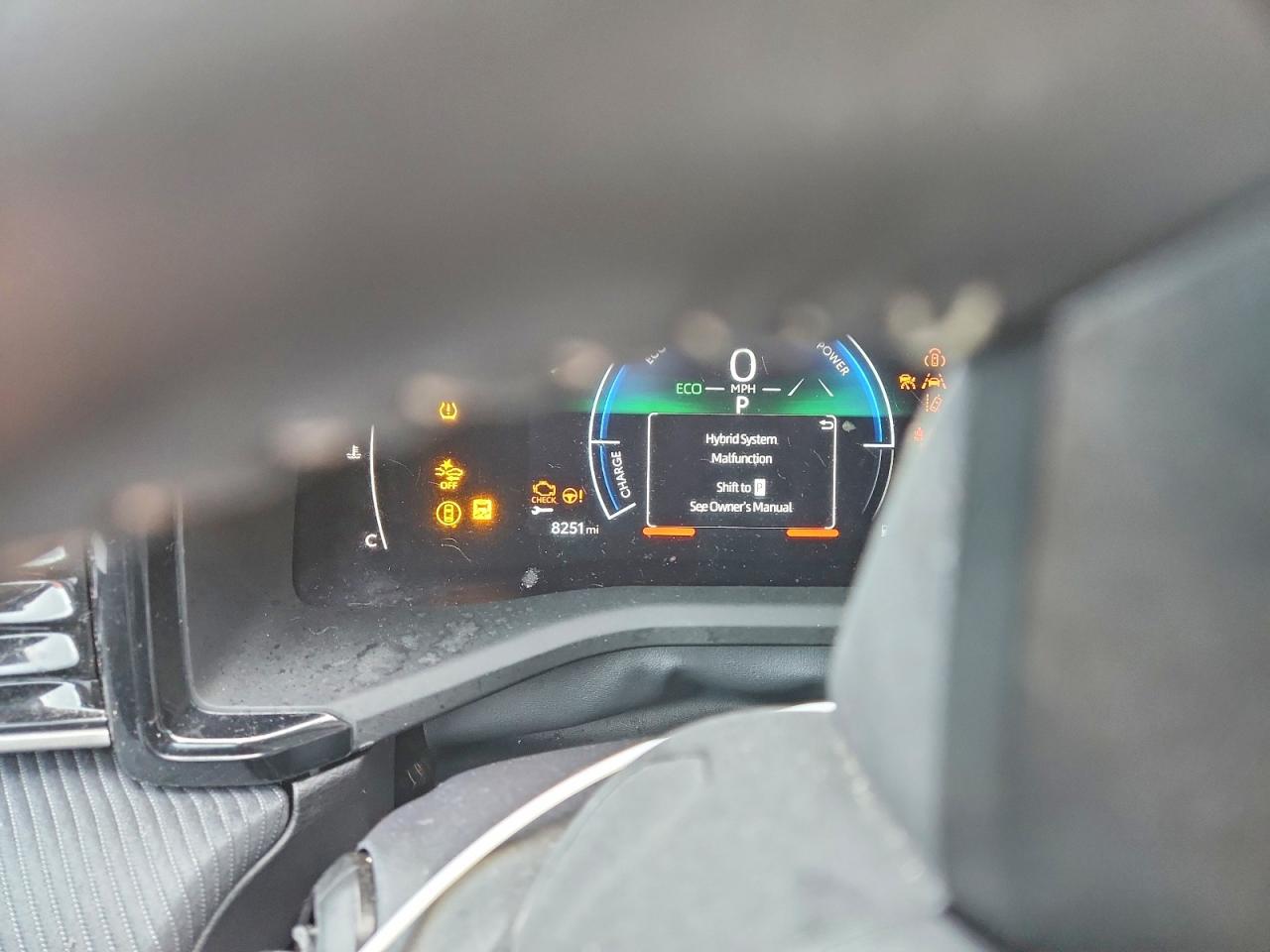 2025 TOYOTA CAMRY XSE photo 9