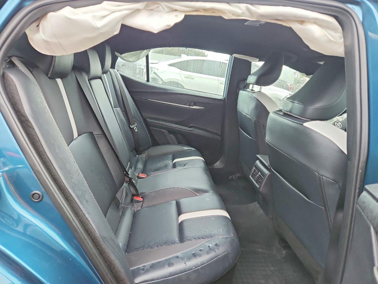 2025 TOYOTA CAMRY XSE photo 10