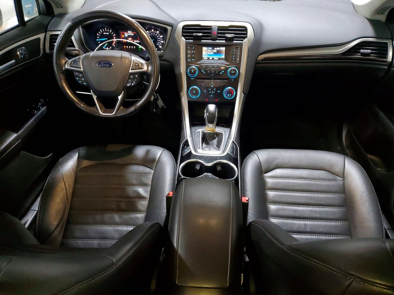 2014 FORD FUSION SE photo 8