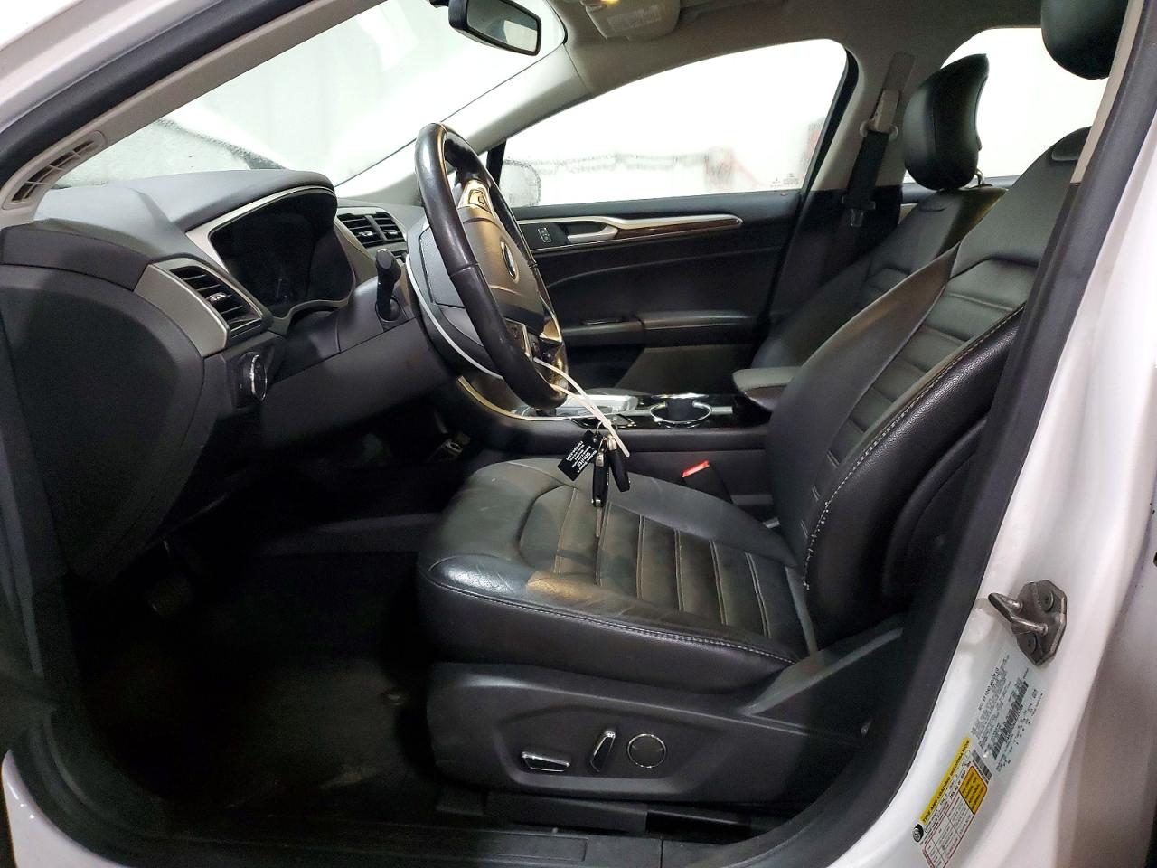 2014 FORD FUSION SE photo 7