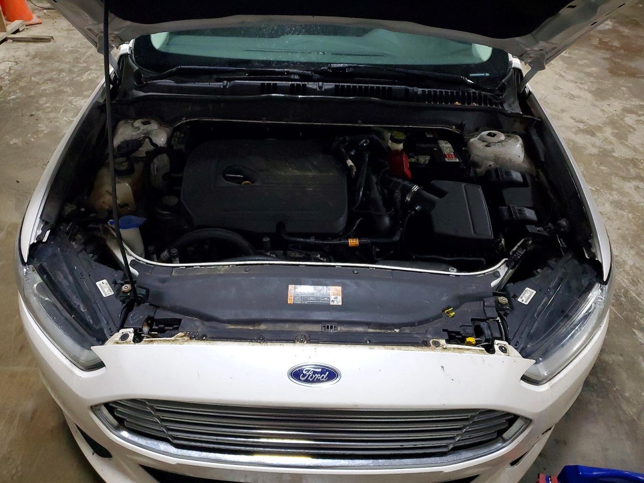 2014 FORD FUSION SE photo 11