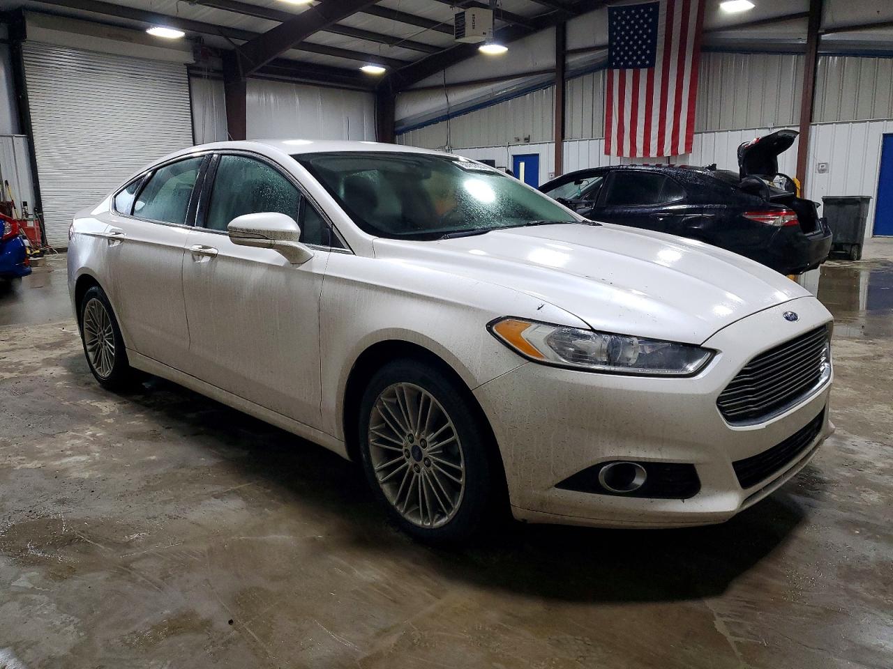 2014 FORD FUSION SE photo 4