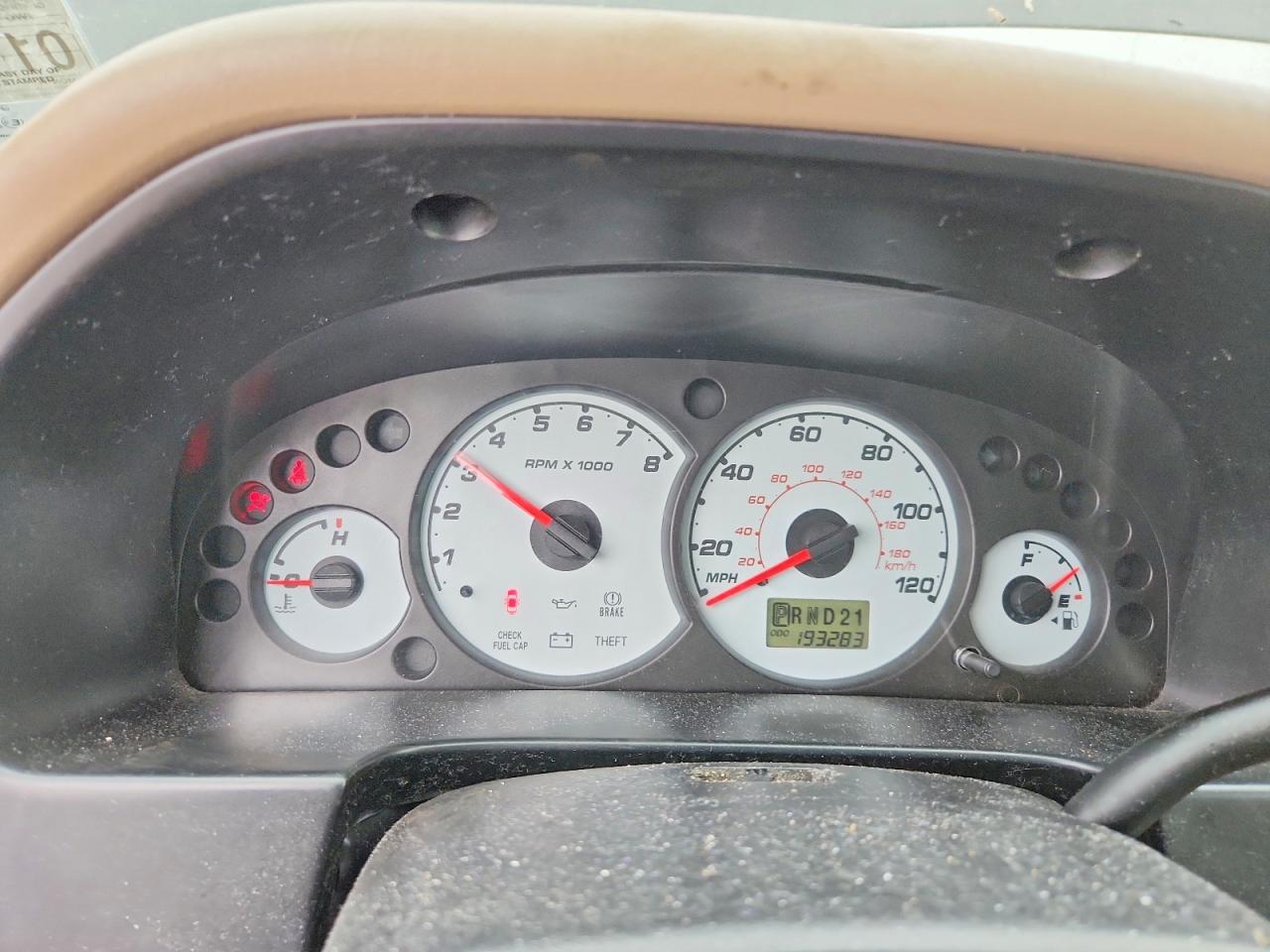 2003 FORD ESCAPE XLT photo 9