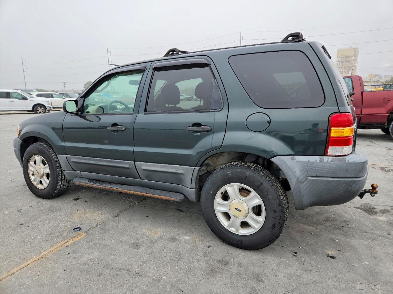 2003 FORD ESCAPE XLT photo 2