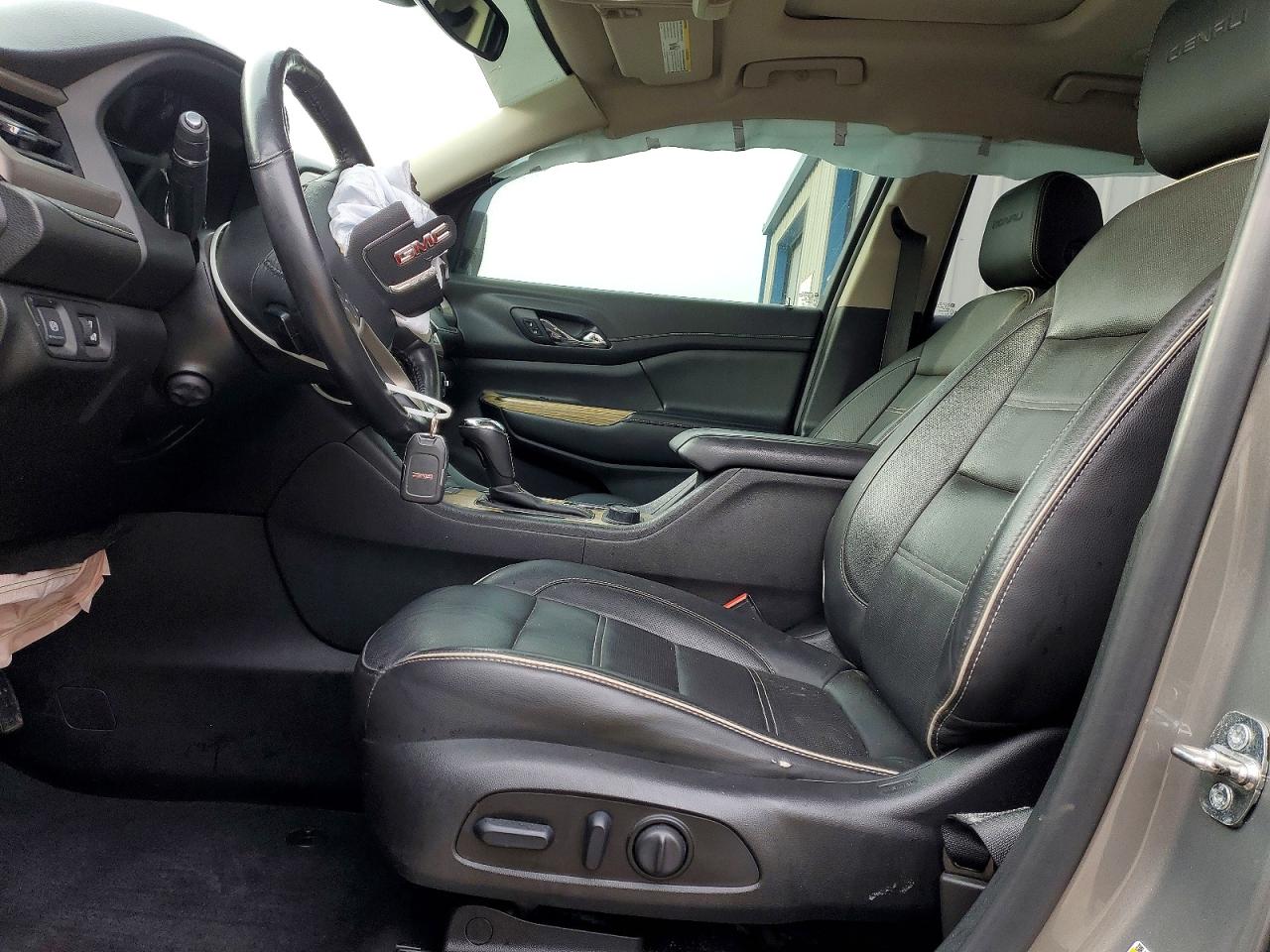 2019 GMC ACADIA DENALI photo 7