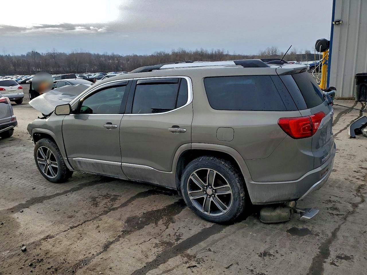 2019 GMC ACADIA DENALI photo 2