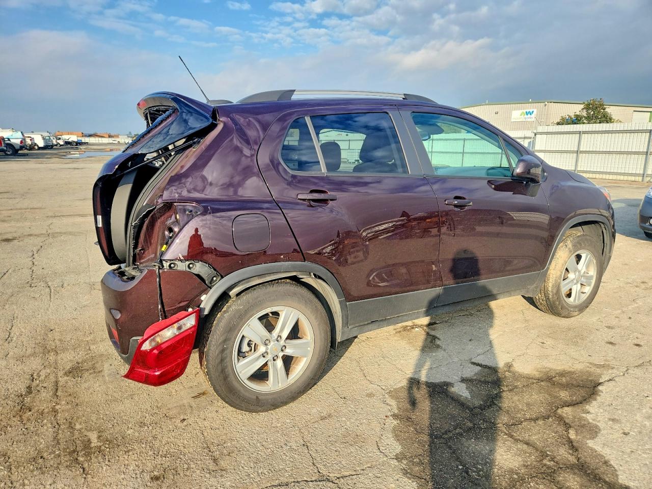 2022 CHEVROLET TRAX 1LT photo 3