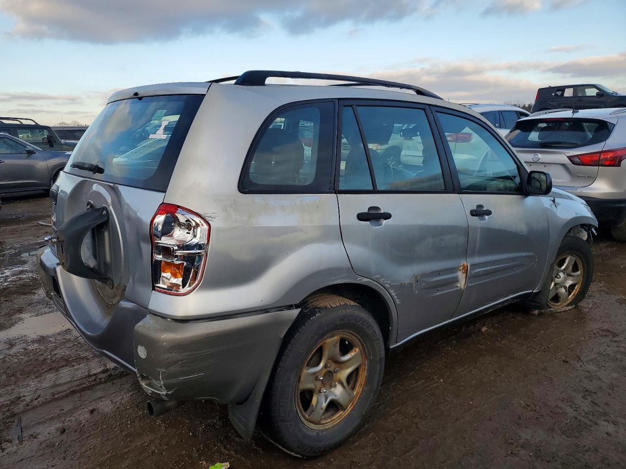 2003 TOYOTA RAV4 photo 3