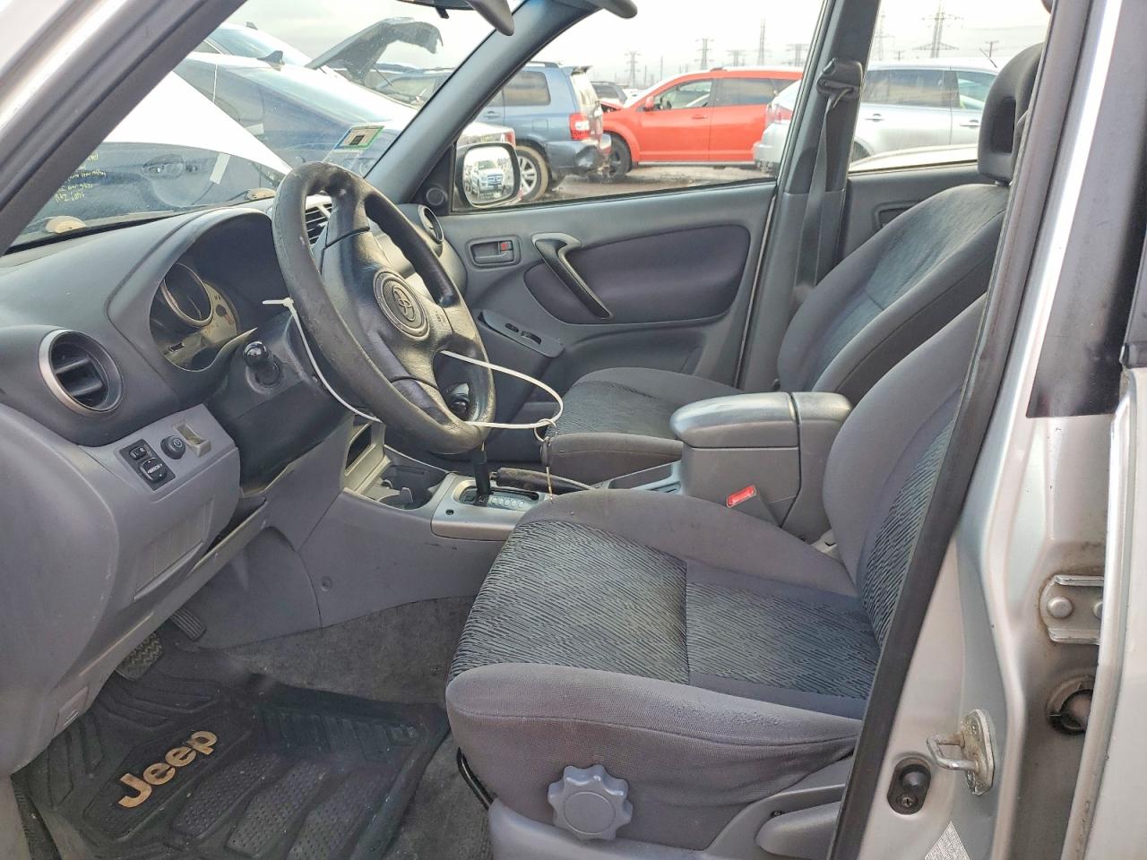 2003 TOYOTA RAV4 photo 7