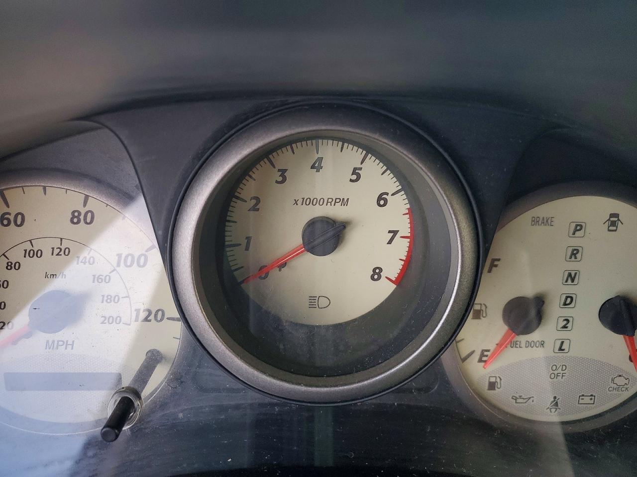 2003 TOYOTA RAV4 photo 9