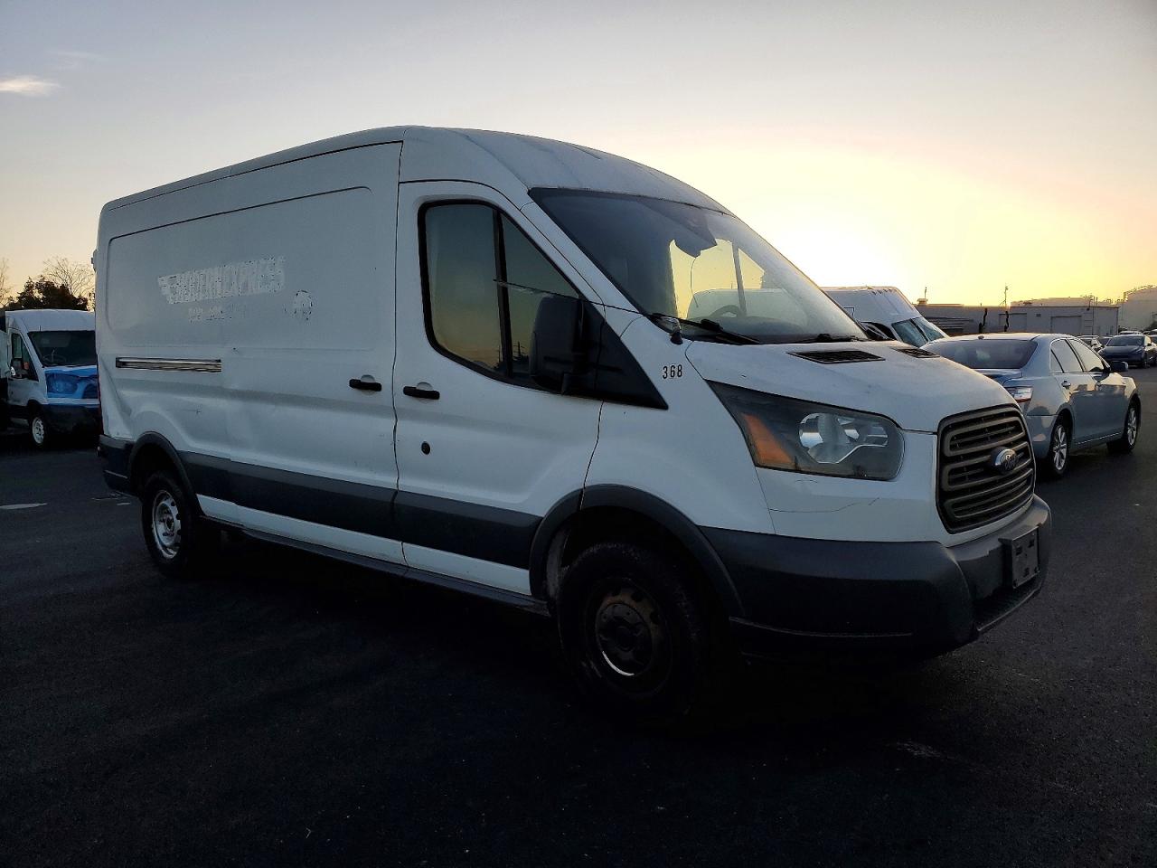 2016 FORD TRANSIT T-250 photo 4