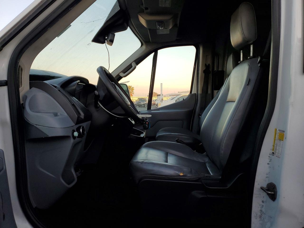 2016 FORD TRANSIT T-250 photo 7