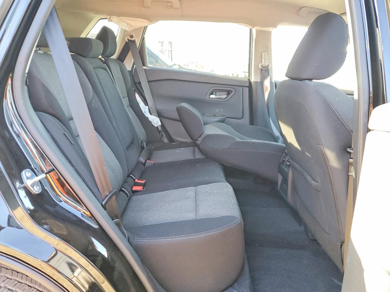 2025 NISSAN ROGUE SV photo 11