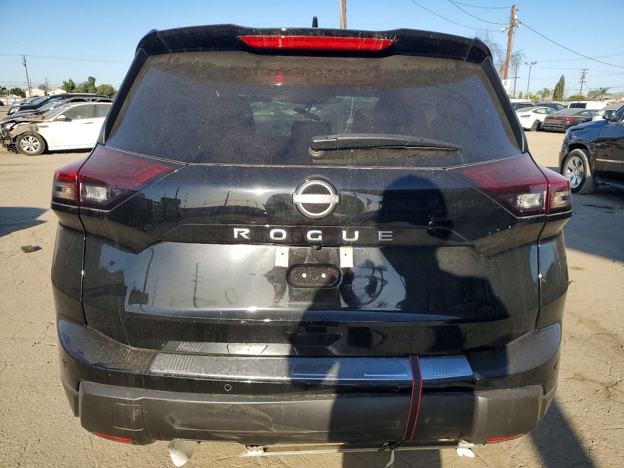 2025 NISSAN ROGUE SV photo 6