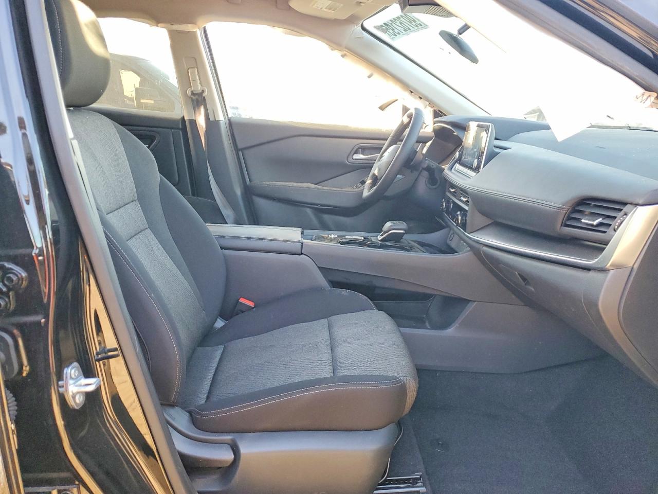2025 NISSAN ROGUE SV photo 7