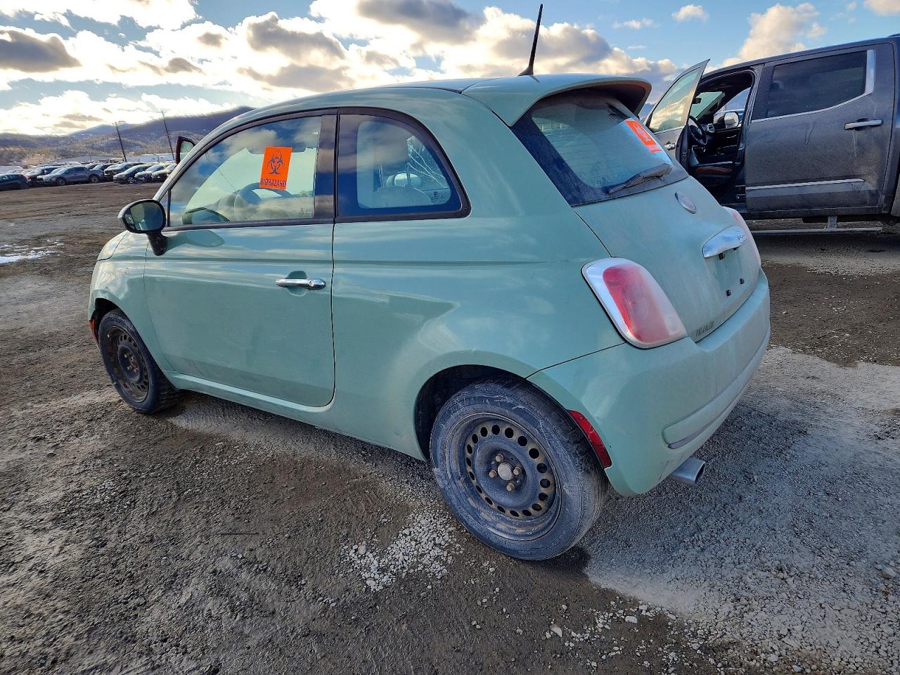 2015 FIAT 500 POP photo 2