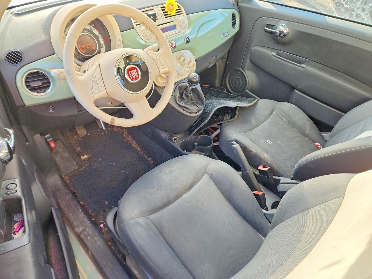2015 FIAT 500 POP photo 8