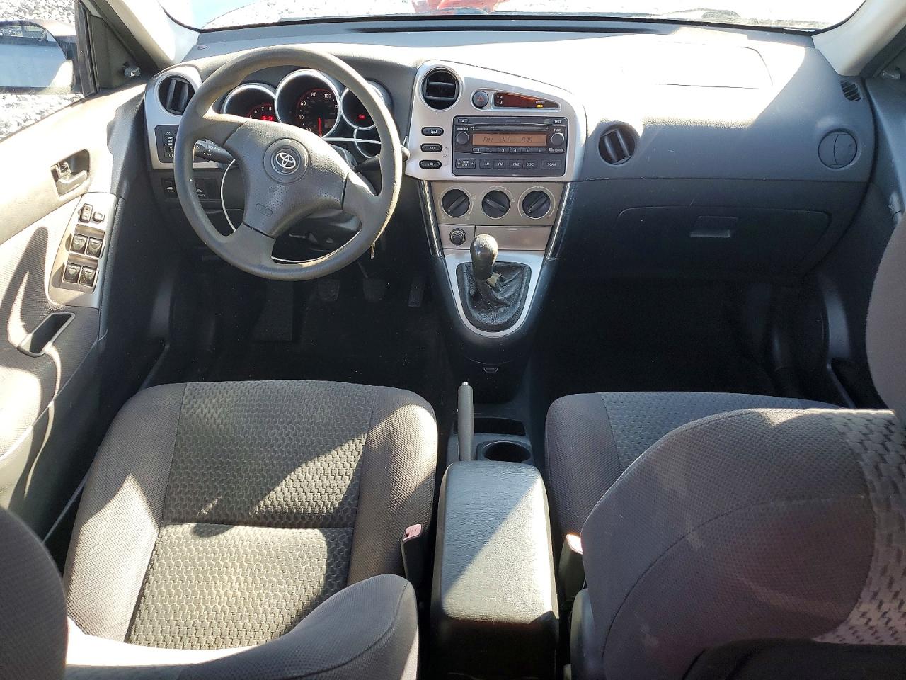 2005 TOYOTA COROLLA MATRIX XR photo 8