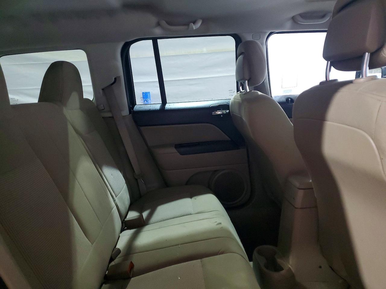 2014 JEEP PATRIOT LATITUDE photo 11