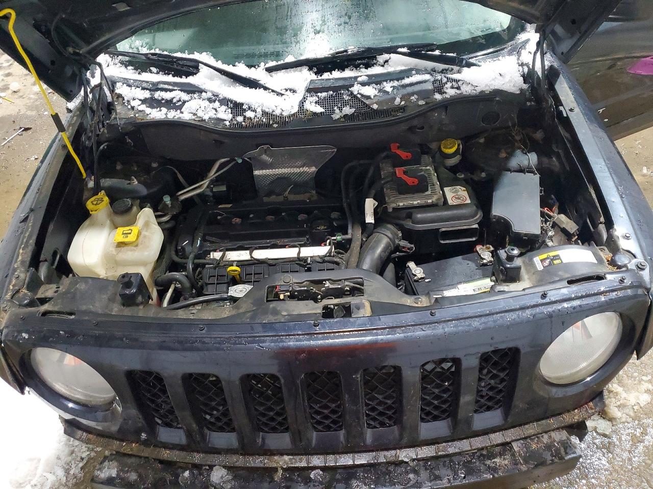 2014 JEEP PATRIOT LATITUDE photo 12