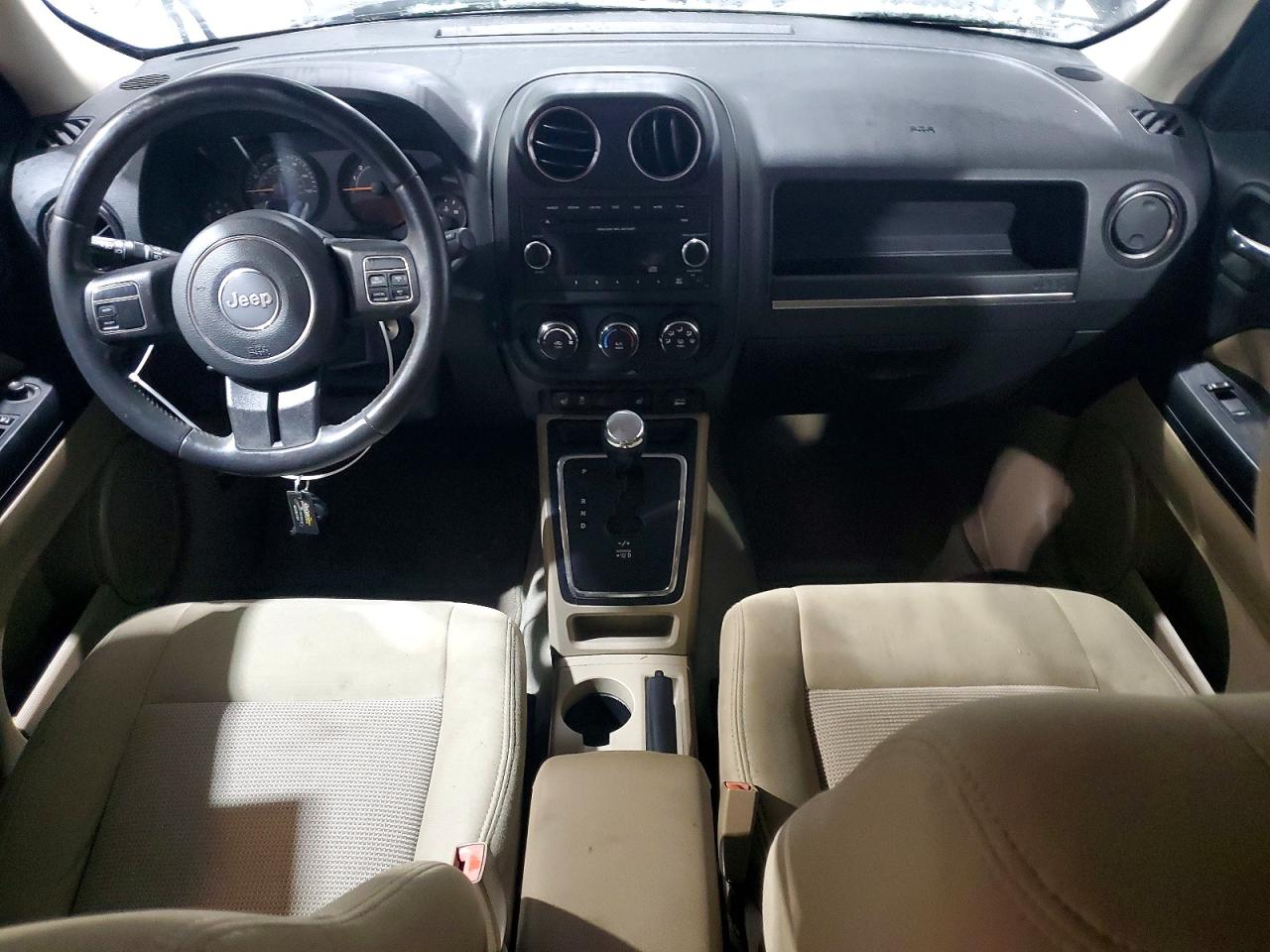 2014 JEEP PATRIOT LATITUDE photo 8