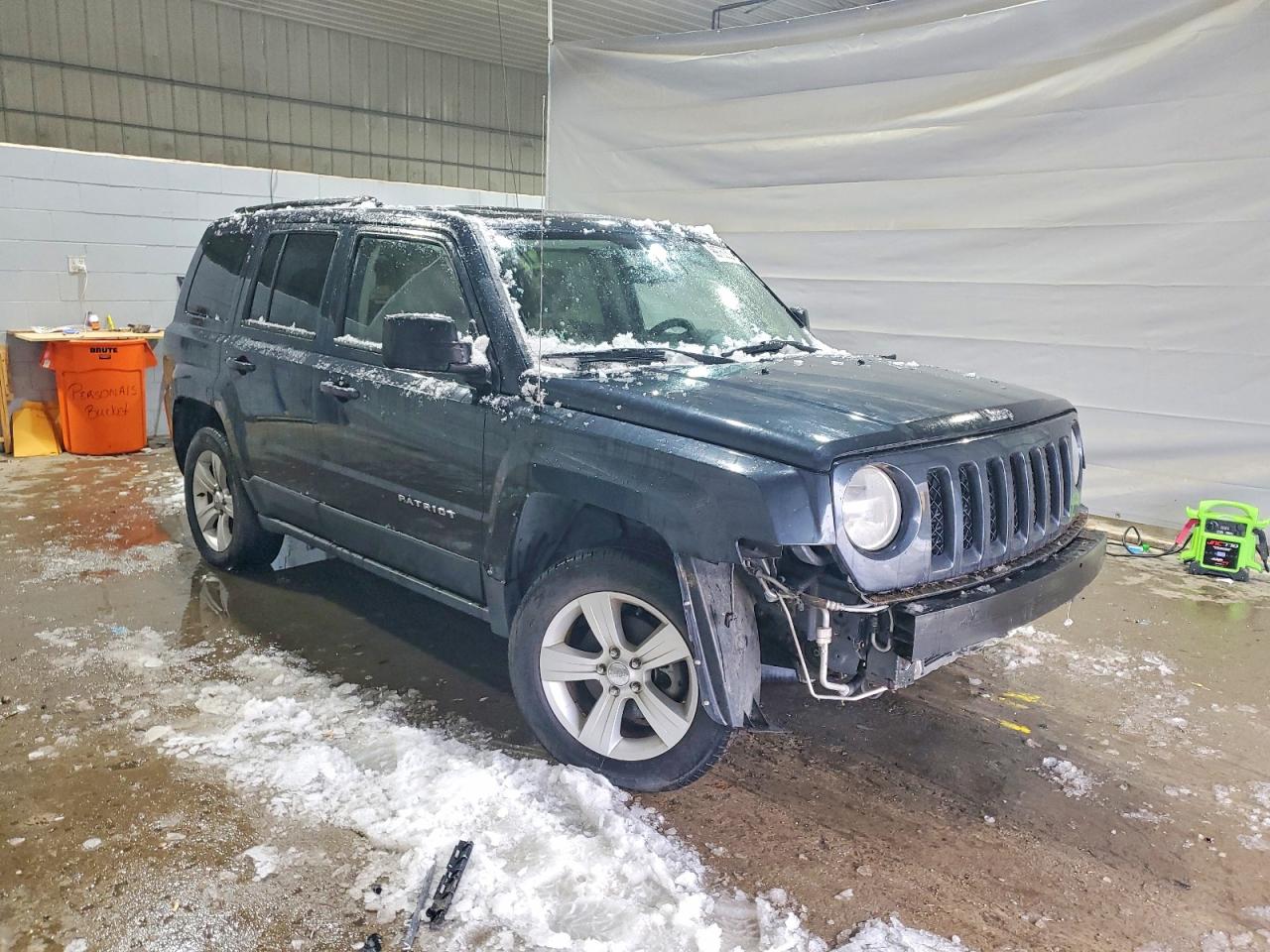 2014 JEEP PATRIOT LATITUDE photo 4