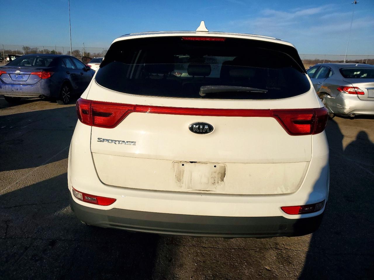 2017 KIA SPORTAGE LX photo 6