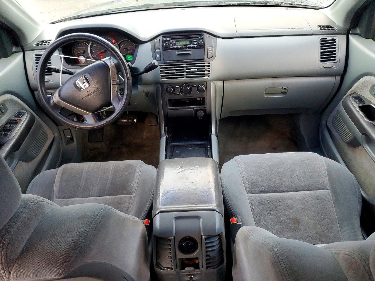 2005 HONDA PILOT LX photo 8