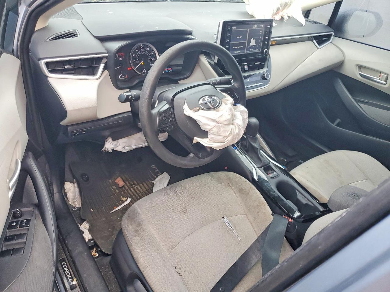2021 TOYOTA COROLLA LE photo 8