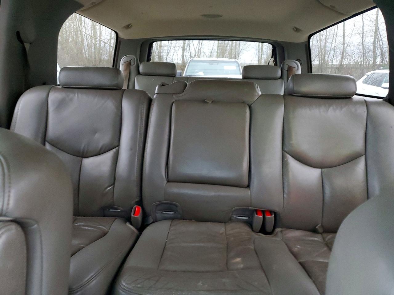 2005 CHEVROLET SUBURBAN K1500 photo 10