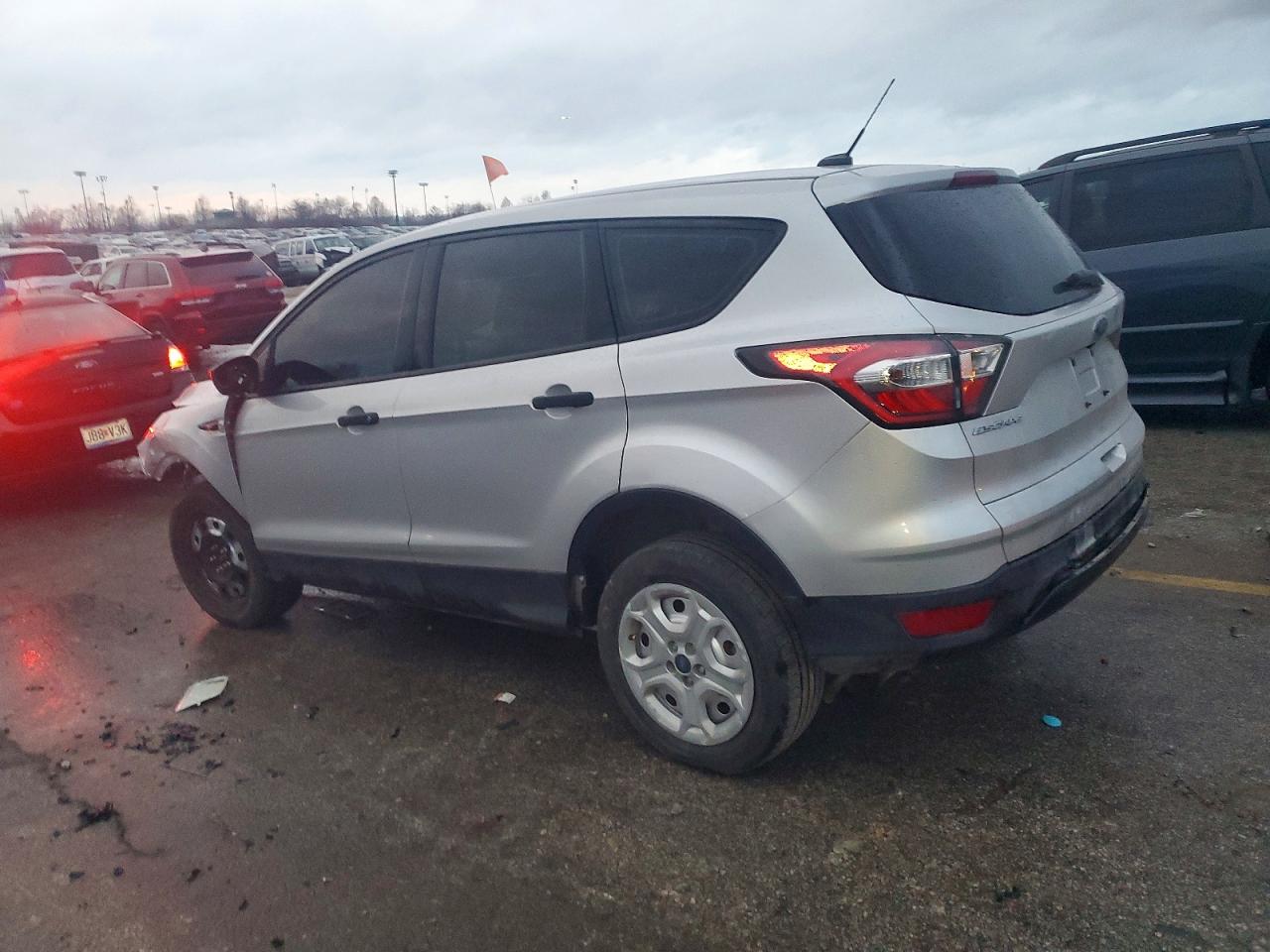 2017 FORD ESCAPE S photo 2