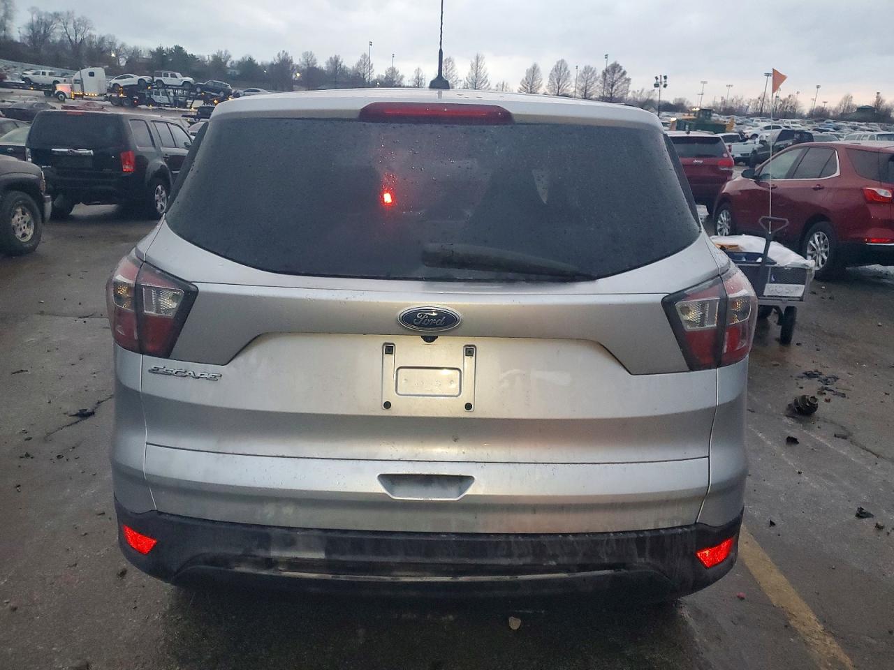2017 FORD ESCAPE S photo 6