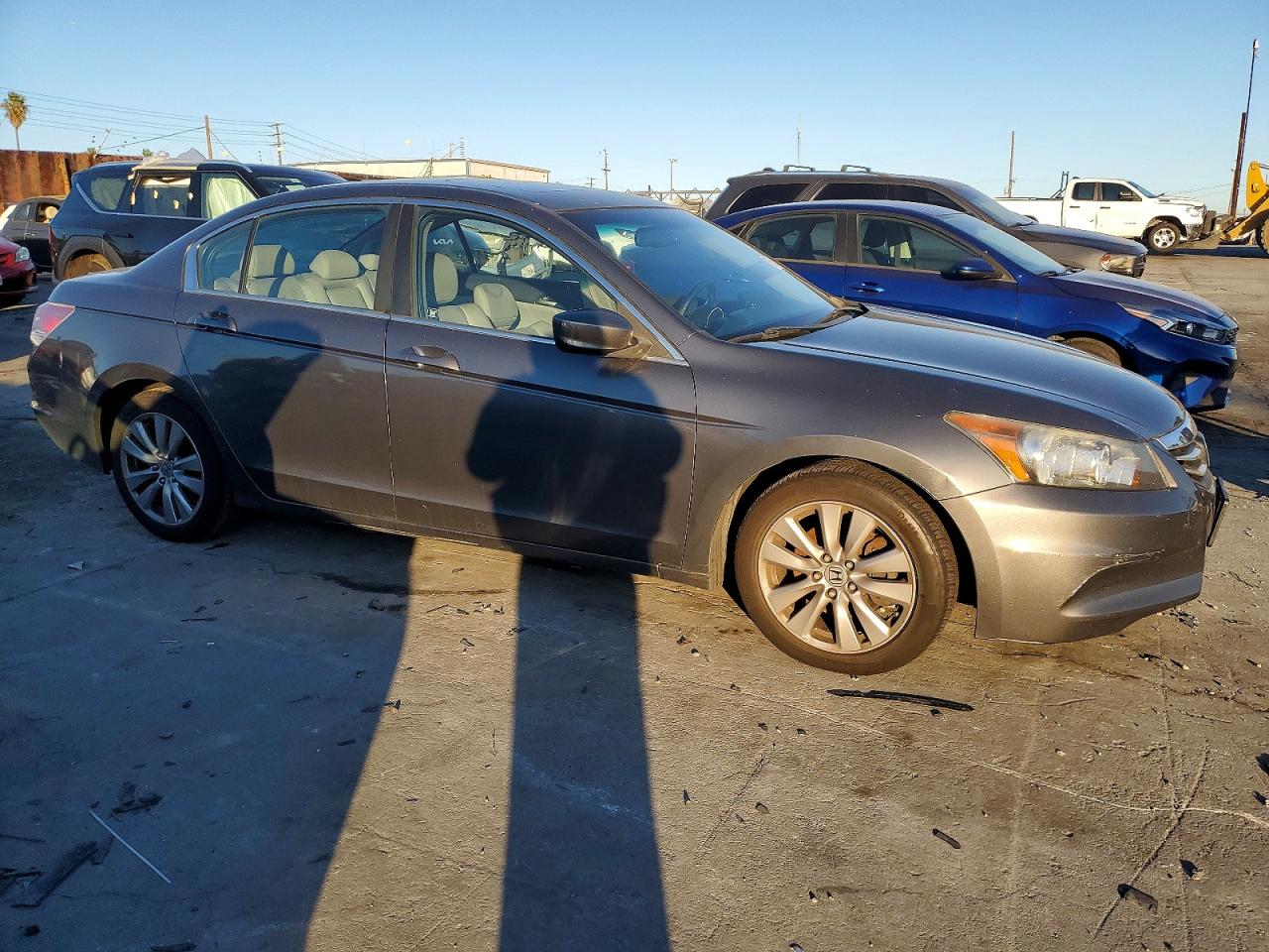 2012 HONDA ACCORD EXL photo 4