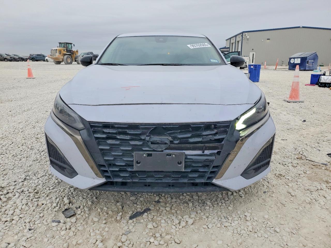 2025 NISSAN ALTIMA SR photo 9