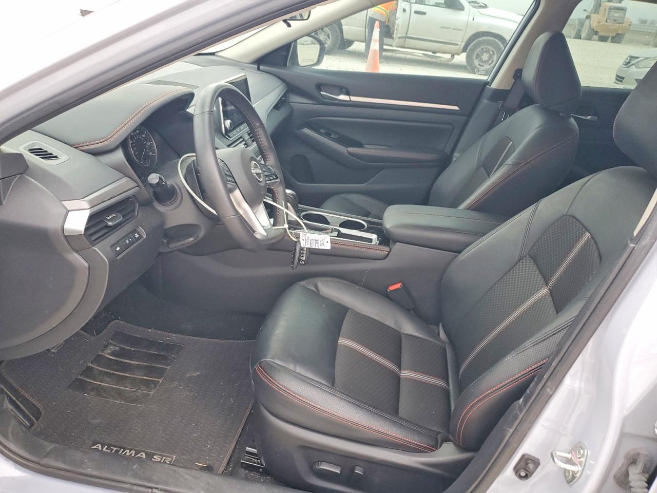 2025 NISSAN ALTIMA SR photo 13